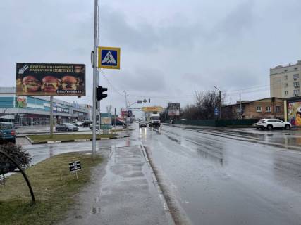 Билборд B в Крюковщине, 6х3  Вул. Балукова , на світлофорі , ТРЦ НЕБО фото 1