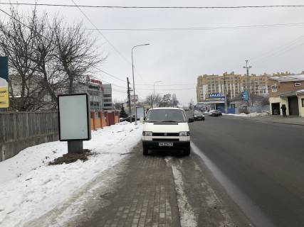 Ситилайт B в Петропавловской Борщаговке, 1,2х1,8м  Ул. Соборна 9 фото 1
