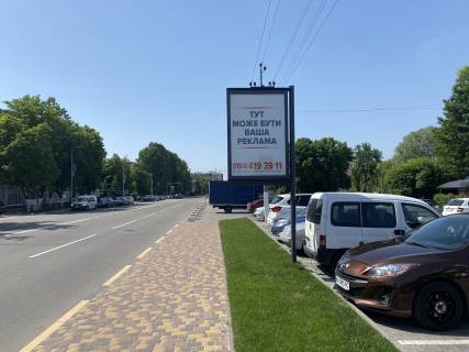 Билборд A в Чабаны, 1,2х1,8м  ул. Машиностроителей , центр , ФОРА ,        ТЦ "Chabany Mall" фото 1