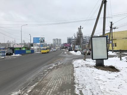 Ситилайт A в Петропавловской Борщаговке, 1,2х1,8м  Ул. Соборна 9 , перед АЗС фото 1