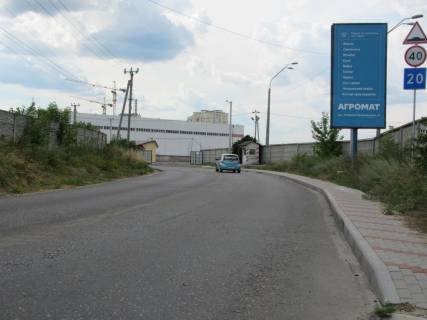 Білборд, Бігборд (Борд)  A у Києві, 6х3  с. Чайки, вул. Валентини Чайки, 10 біля складських комплексів, в напрямку БЦ «ЮТА-Сервіс» вертикальний Фото 1