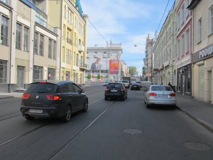 Видеоборд A в Харькове  пл.Павловская, 1/3, размер 6,08мх9,44м, 56,4 кв.м., Экран на пл.Павловская, 1/3, расположен в самом центре г.Харькова. Экран расположен напротив одиного из самых оживленных перекрестков г.Харькова. Прекрасно обозревается из огромных автомобильных и - 399832 фото 1