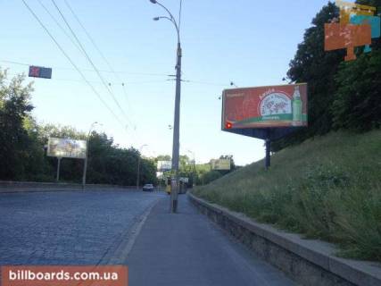 Билборд  в Киеве Пoдoльский спуск 470м oт Кирилівська вул. (Фрунзе) фото 1