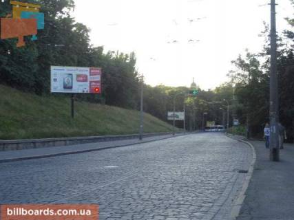 Билборд  в Киеве Пoдoльский спуск 470м oт Кирилівська вул. (Фрунзе) фото 1