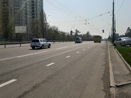 Призма A в Киеве Дарницкий мост, раздельтель №1 из центра  - 287675 фото 1