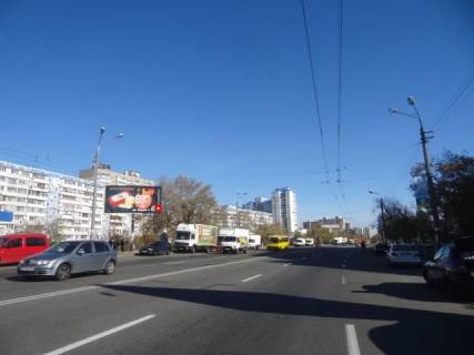 Білборд, Бігборд (Борд)  B у Києві, 3Х6  Червоної Калини ( Маяковського ) 47, Фестивальний з центру Фото 1