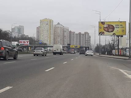 Призма A в Киеве, 3Х6  Саперно - Слобідська 57 до Демієвскої пл - 613352 фото 1