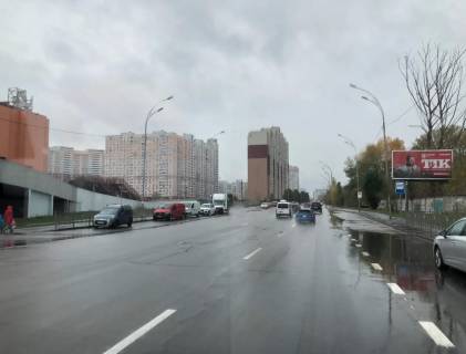 Призма A в Киеве, 3Х6  Здолбунівська 17 , Ашан напроти, до Дніпровскої наб - 613391 фото 1