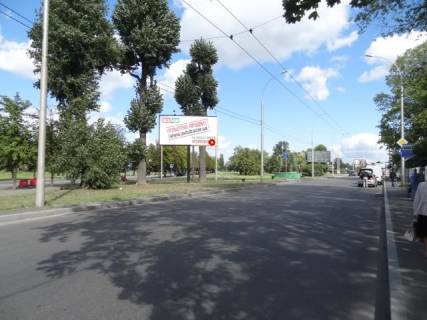 Призма Р/П в Киеве просп. Повітряних Сил (Повітрофлотський) 75-77 напротив Аеропорта в центр - 239731 фото 1