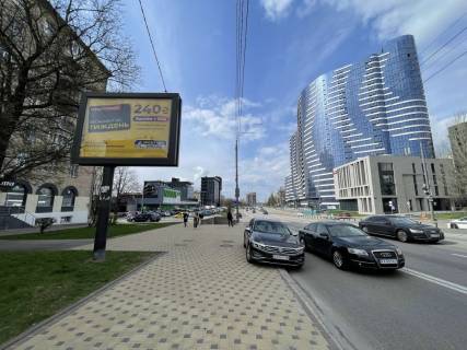 Скроллер B в Киеве, 2,32Х3,14  Міхновського (Дружби Народів) 18/7 в центр - 188726 фото 1