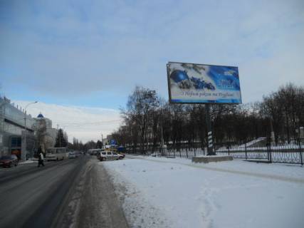 Билборд A в Бровары, 6х3  м.Бровари, вул.Н. Сотні, (ТРЦ Форум, парк Перемоги) фото 1