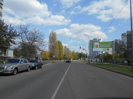 Билборд A в Бровары, 6х3  м.Бровари, вул.Грушевського, 15-А, (світлофор, перетин з вул.Н.Сотні) фото 1