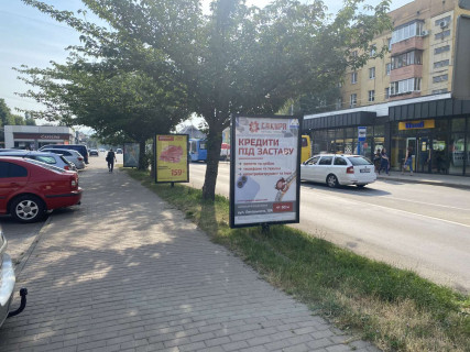 Ситилайт B в Ужгороде, 1.2х1.8  вул.Занковецька ТЦ Токіо( Автобусна зупинка, ТЦ Вопак, Велмарт,АТБ,АЗС "WOG","Епіцентр","Нова Лінія",Comfy , Інститут ЕІП,інтенсивний рух, вулиці Заньковецька, Героїв 128-ї бригади (8 Березня), Капушанська (Перемоги), Баб'яка) фото 1