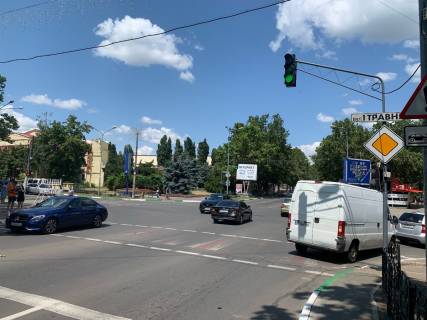 Билборд B в Черноморск (Ильичевск), Б  Миру\вул. 1 травня фото 1