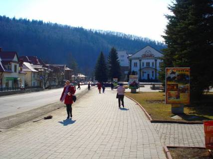 Ситискролл A в Яремче, 1,2x1,8  Траса Н-09 Мукачево-Львів, Свободи, центральна міська алея, міський фонтан, Будинок культури, напрямок руху на Буковель фото 1