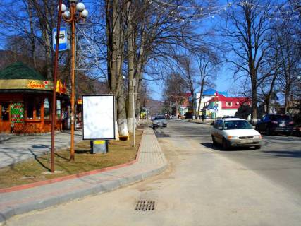 Сiтiлайт B у Яремче, 1,2x1,8  Траса Н-09 Мукачево-Львів, Свободи, ТК Яремче, музей, напрямок руху на Івано-Франківськ Фото 1