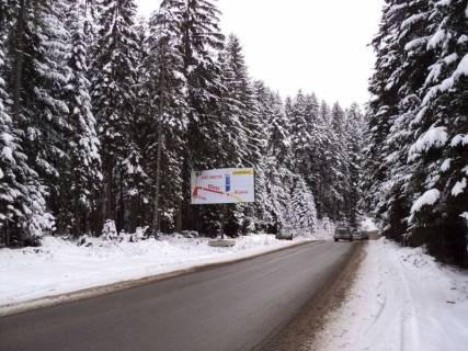 Билборд B в Буковеле, 3x6  Траса Н-09 Мукачево-Львів, дорога від Буковеля до Івано-Франківська (с.Поляниця),  850 м перед перехрестям з трасою, напрямок руху на Івано-Франківськ фото 1