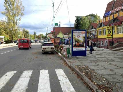 Ситискролл A в Надворной, 1,2x1,8  Чороновола, центральний Універмаг, міський ринок, напрямок руху на Яремче, Буковель фото 1
