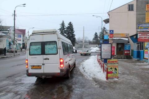 Ситилайт A в Надворной, 1,2x1,8  Чороновола, автозупинка на Делятин, офісний центр Старий побут, напрямок руху на Яремче, Буковель фото 1