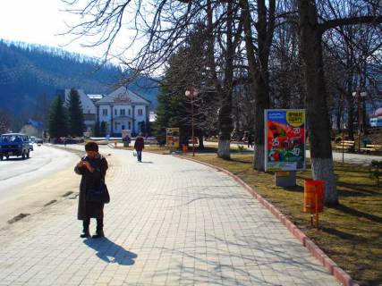 Ситискролл A в Яремче, 1,2x1,8  Траса Н-09 Мукачево-Львів, Свободи, центральна міська алея, навпроти нової Церкви, напрямок руху на Буковель фото 1