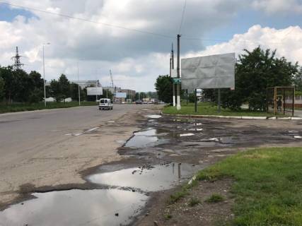 Билборд A в Ивано-Франковске с.Черніїв,вул.Надвірнянська, 41 фото 1