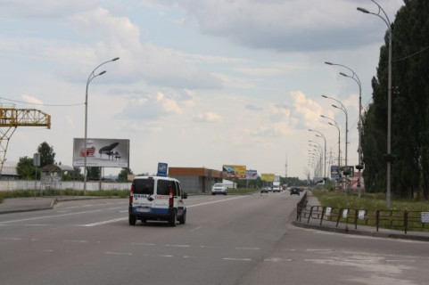 Билборд B в Вышгороде, Board 3x6м  вул. Набережна/ вул.Шевченка, світлофор, перед зупинкою "Кінотеатр "Мир", в напрямку в м. Київ фото 1