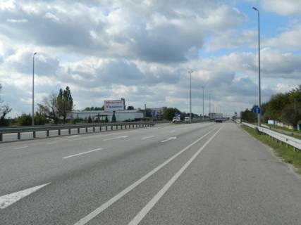 Billboard B in Lyubimivka, Board 3x6м  Zitomirskaa trassa - ostanovka "Gurovsina", Sadovyj centr "Lizgard"- 32,100 km, iz Kieva Photo 1