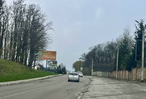 Білборд, Бігборд (Борд)  B у Крюковщині, Board 3x6м  Вул. Балукова, спуск до річки, після рестораун "Охота", поруч Парк,   спортивне поле "Ping-pong",  напрямок із м. Київ Фото 1