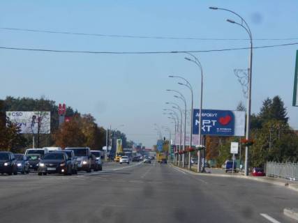 Билборд A в Бровары, Board 3x6м  вул. Київська, 19, за 220м до магазину "Фора", за 240м до перехрестя з вул. Єсеніна, за 320м до АЗС "КЛО", через 30м після ав, тобусної зупинки, через 70м після перехрестям з вул. Євгенія Зеленського, в Київ фото 1
