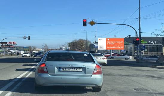 Билборд A в Софиевской Борщаговке, Board 3x6м  вул. Соборна, 144, світлофор, поруч "ТРАШ", заїзд до ЖК "Петровський Квартал", Відділ продажів ЖК "Європейка", навпроти "АТБ-Маркет", заїзд на  парковку  ТРЦ "ЕвроПарк", "Сільпо", "Люксоптика", "Антошка", "Мойо", "EVA",  в бік м. Київ фото 1