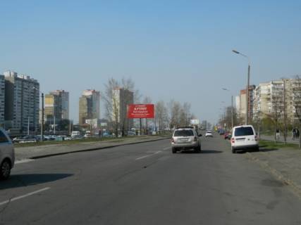 Билборд B в Киеве, Board 3x6м  вул. Оноре де Бальзака, 88/ вул. Милославська - ТЦ "Квадрат" фото 1