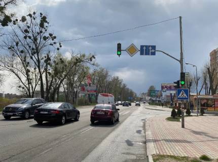 Білборд, Бігборд (Борд)  B у Софіївській Борщагівці, Board 3x6м  вул. Соборна, навпроти ЖК "Сфера", навпроти зупинка, Маг. "UKRINSTAL","ЛотОК", Гоночний трек "Kiev Rally Track","АТБ- Маркет",  200м до ТРЦ "Европарк", поруч ЖК "Львівський Маєток", ЖК "Софіївська Сфера",в бік с  Святопетрвське з Києва Фото 1