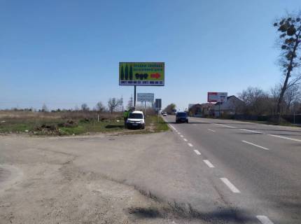 Билборд B в Боярке, Board 3x6м  вул. Білогородська, 43/вул. Магістральна, кафе "Троллейбус", Боярський кінний клуб "Вояж" фото 1
