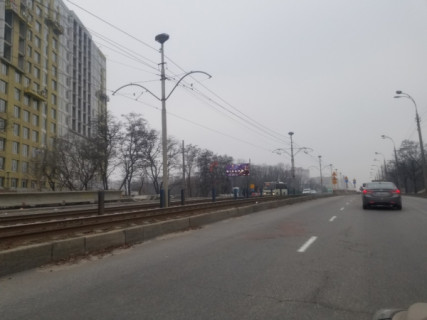 Билборд B в Киеве, Board 3x6м  просп. Гузара Любомира (Комарова), 19, в напр. Кільцевої дороги (напроти ЖК "Сучасний Квартал") фото 1