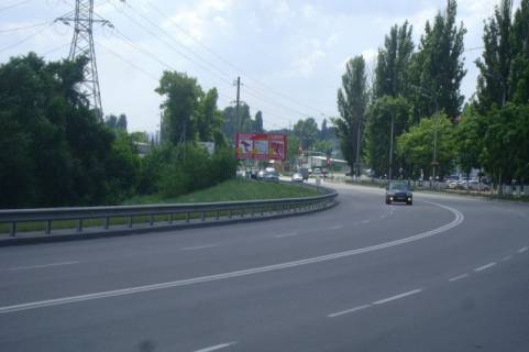Билборд B в Вышгороде, Board 3x6м  вул. Набережна/вул.Шолуденко, перед поворотом, Собор Вишгородський "Богородиці", в напрямку м. Київ фото 1