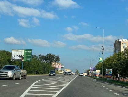 Білборд, Бігборд (Борд)  B у Софіївській Борщагівці, Board 3x6м  вул. Соборна/вул. Л. Українки, світлофор, біля ЖК "Петровський квартал", Магазин "Для Душі", "OKwine", Вет. клініка "PavelVET", 50м. до «Оші Суші»,  в бік с. Білогородки Фото 1