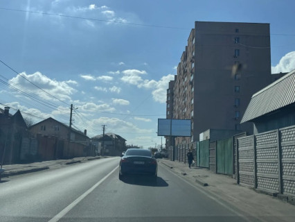 Билборд A в Святопетровском, Board 3x6м  вул Соборна, 44, зупинка "ЖК Ваш  Дім", перед поворотом на вул. Шевченка, перед перехресттям,  200м від с\м «NOVUS», з  м. Київ, в бік с. Святопетрівське фото 1