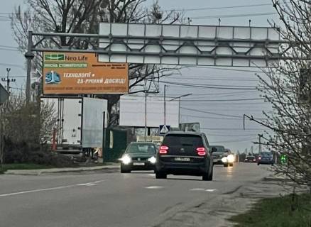Billboard B in Kryukivshchyna, Board 3x6м  Vst. Balukova, na v'izdi v s. Krukivsina, poruc Mag. "Povnij Kosik",  na povoroti na st. Zoranu, 50m. do Restoranu  "Riba|Limon",  z m. Kiiv Photo 1