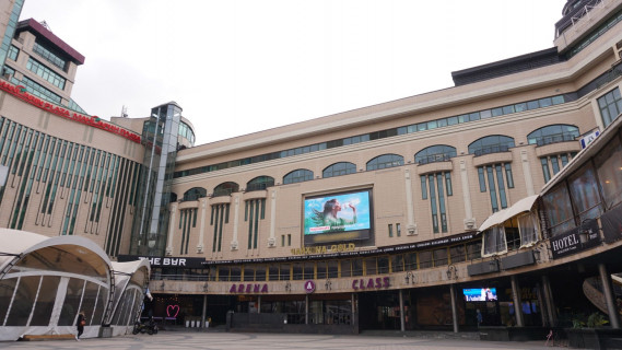 Видеоборд A у Києві MANDARIN ATRIUM Атріум ТЦ Mandarin Plaza Велика Васильківська вул. (Червоноармійська) 59х5 м, 1формат 800х400 пікс, час роботи 7.00-22.00, 15 годин - 452508 Фото 1