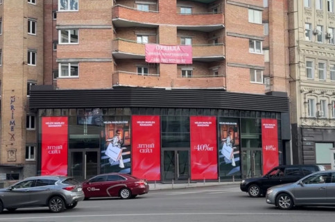 Видеоборд A у Києві, 9х5м  "MAK LUXE (6 екранів) NEW!                          БЦ Макулан (фасад), Велика Васильківська вул. (Червоноармійська) 9/2  2,5х5,5 м, S=85 m2, 2944х1152 пікс (2 х 448х1152 та 4 х 512*1152), 7.00-22.00, 15 годин" - 420814 Фото 1