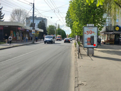 Ситилайт A в Хмельницком, 1.8x1.2  Інститутська вул. 11(зупинка навпроти ХНУ) фото 1