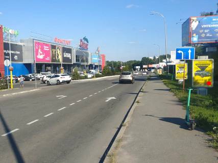 Нестандарт A в Хмельницком Степана Бандери (Маршала Рибалка) вул., 2а, біля ТРЦ "Оазис", (2) фото 1