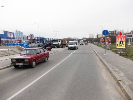Ситилайт A в Хмельницком, 1.8x1.2  Степана Бандери (Маршала Рибалка) вул., 2а, біля ТРЦ "Оазис", №8 фото 1