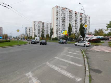 Призматрон, Призма A у Києві, 6x3  Героїв полку «Азов» вул. (Маршала Малиновського)., 23 - 452444 Фото 1