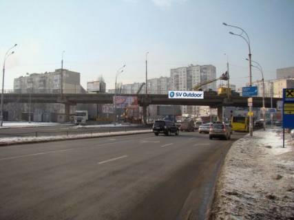 Нестандарт A в Киеве, 8x2  Науки пр-т 8, рух в напрямку  Деміївської пл. фото 1