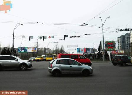 Білборд, Бігборд (Борд)   у Києві просп. Романа Шухевича (Генерала Ватутіна), поворот на просп. Романа Шухевича (Генерала Ватутіна), в центр, левый Фото 1