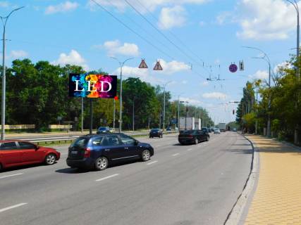 Видеоборд A в Киеве, 3x6  Заболотного академіка вул. 150, на розподілювачі в напрямку Столичного шосе - 435725 фото 1