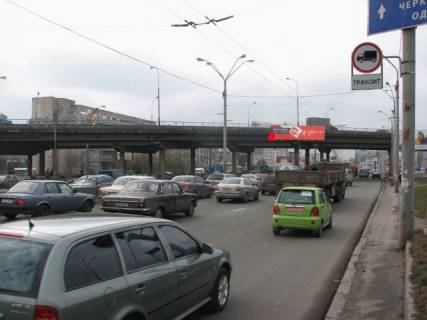 Нестандарт A в Киеве, 8x2  просп. Степана Бандери (Московський), Богатирська вул. від Північного моста фото 1