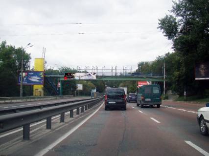 Нестандарт B в Киеве Теліги О. вул., в районі АЗС фото 1