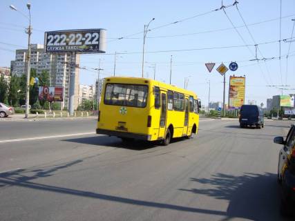 Бэклайт B в Киеве просп. Червоної Калини (Володимира Маяковського), біля Драйзера пр-т, з боку просп. Романа Шухевича (Генерала Ватутіна) фото 1